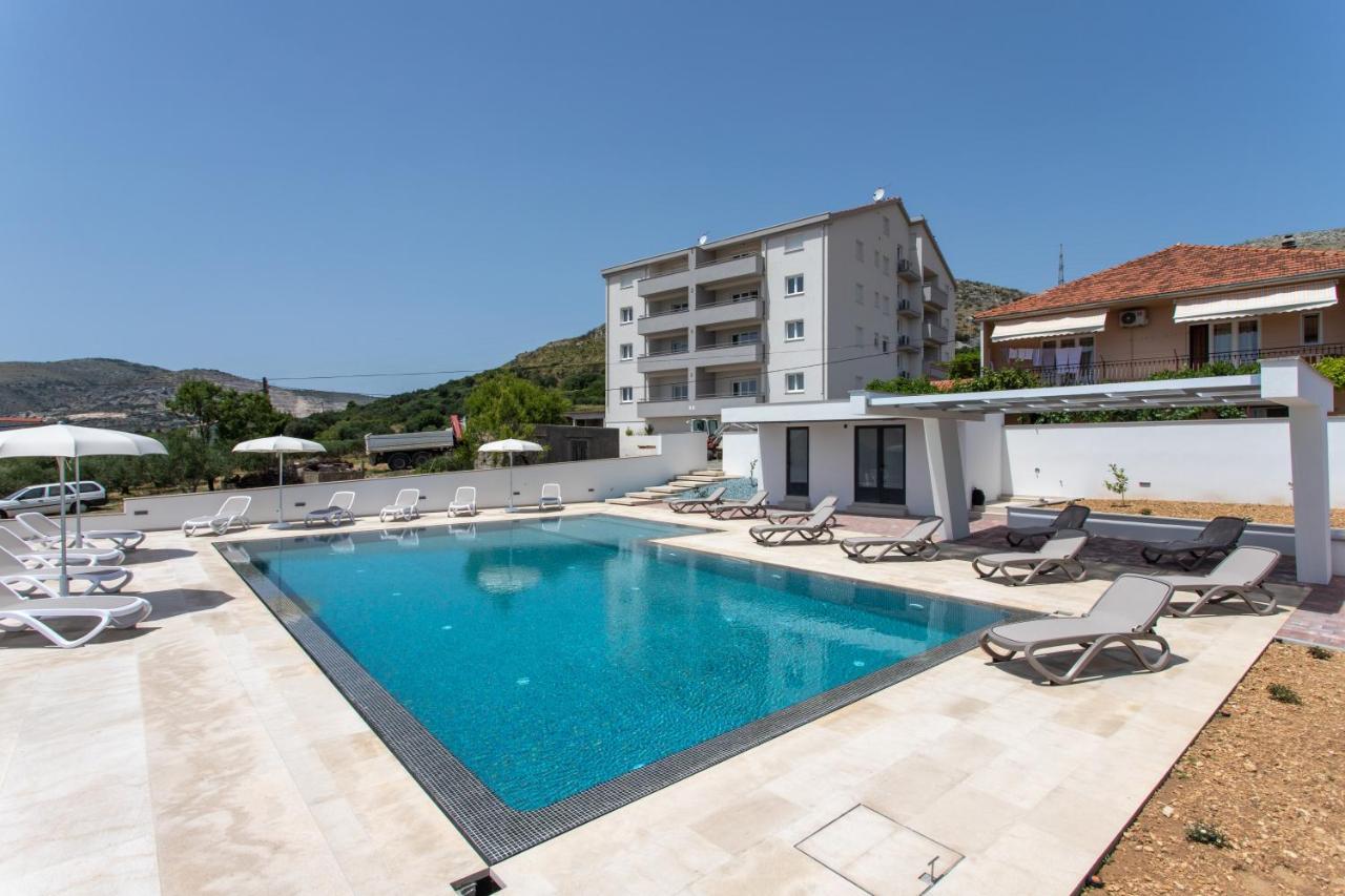 Apartments Top Hill Трогир Экстерьер фото