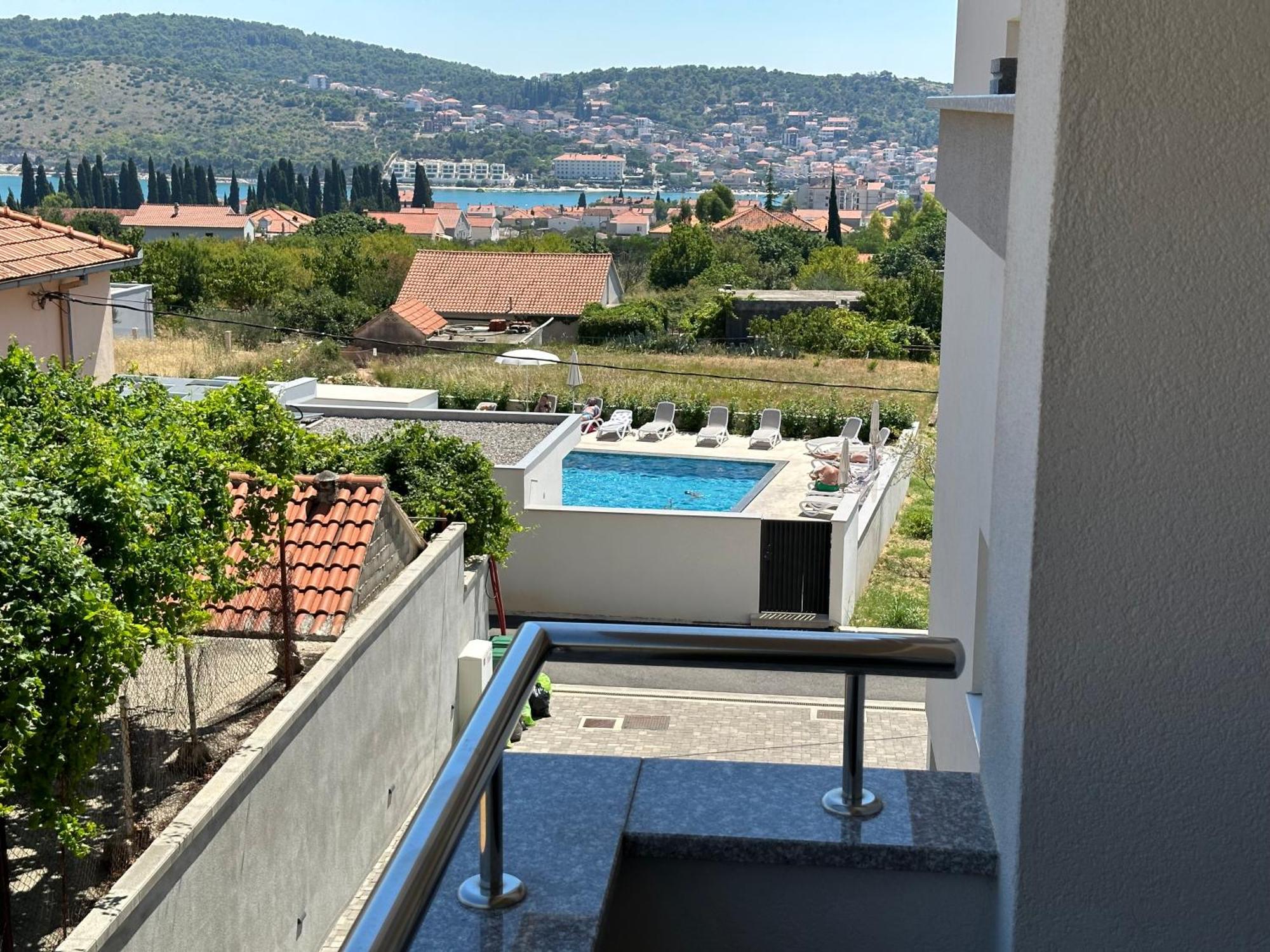 Apartments Top Hill Трогир Экстерьер фото